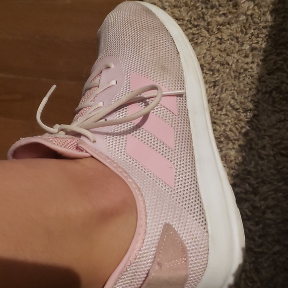 Adidas - Picture 3 of 3